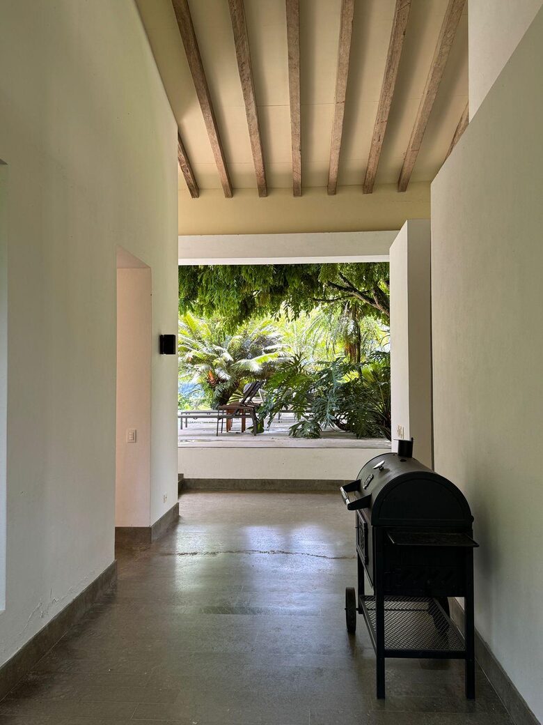 Luxury Villa Pool and garden - Bolombolo, Colombia