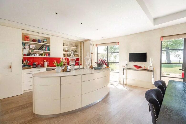 An Exclusive Estate in the Heart of the English Countryside - Shaftesbury, United Kingdom