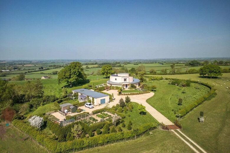 An Exclusive Estate in the Heart of the English Countryside - Shaftesbury, United Kingdom