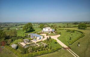 An Exclusive Estate in the Heart of the English Countryside - Shaftesbury, United Kingdom