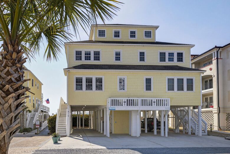 Oceanfront- Heated Pool! Private & Hot Tub - North Topsail Beach, North Carolina