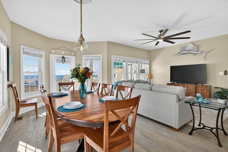 Oceanfront- Heated Pool! Private & Hot Tub - North Topsail Beach, North Carolina