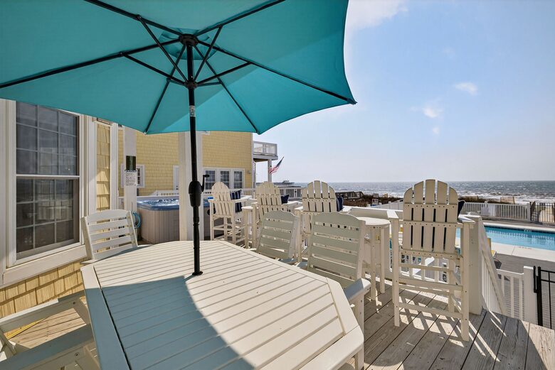 Oceanfront- Heated Pool! Private & Hot Tub - North Topsail Beach, North Carolina