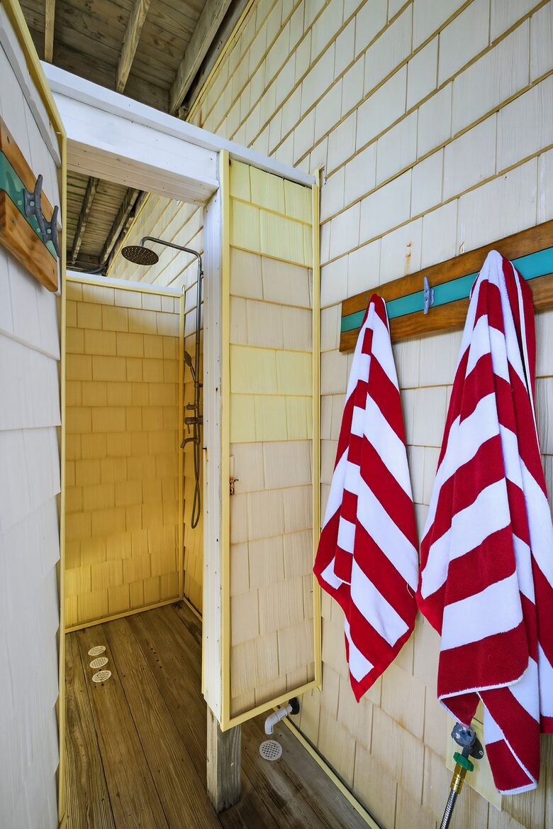 Oceanfront- Heated Pool! Private & Hot Tub - North Topsail Beach, North Carolina