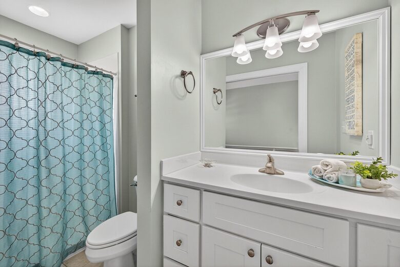 Oceanfront- Heated Pool! Private & Hot Tub - North Topsail Beach, North Carolina