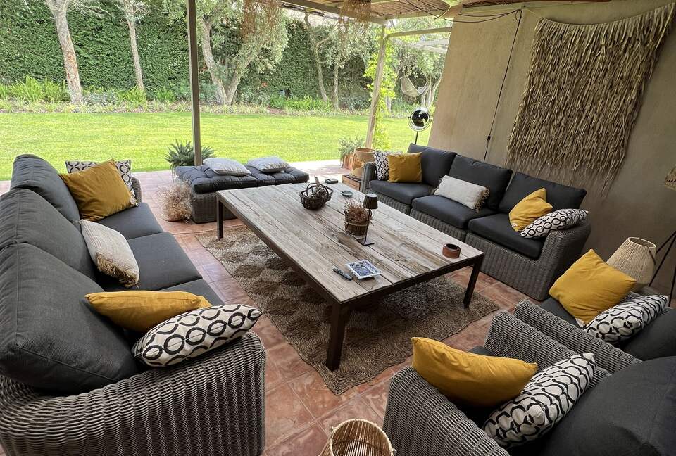 Single-Level Villa with Empordà Views - Palau Sator, Spain