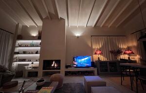 Single-Level Villa with Empordà Views - Palau Sator, Spain