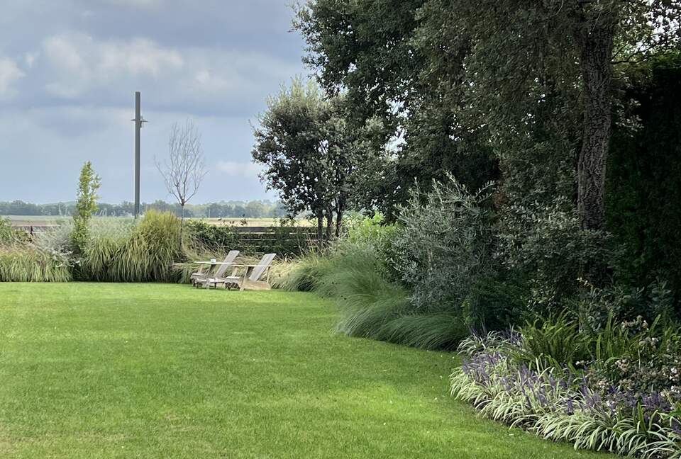 Single-Level Villa with Empordà Views - Palau Sator, Spain