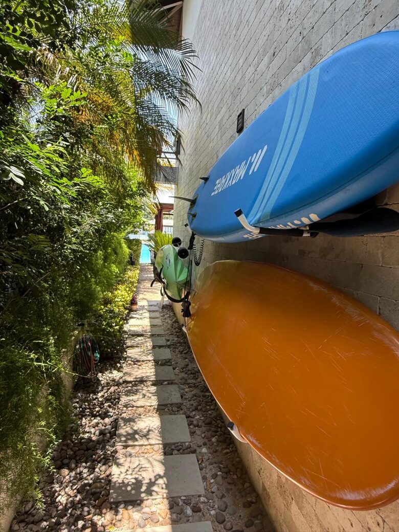 A Hidden Paradise Above the Crystal Lagoon - Santa Elena Canton, Ecuador