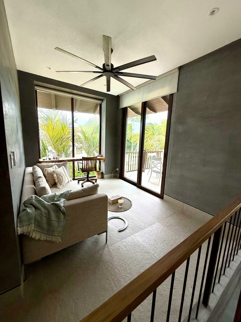 A Hidden Paradise Above the Crystal Lagoon - Santa Elena Canton, Ecuador