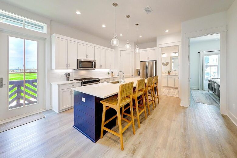 Coastal Escape Overlooking Palmilla’s 9th Hole - Port Aransas, Texas