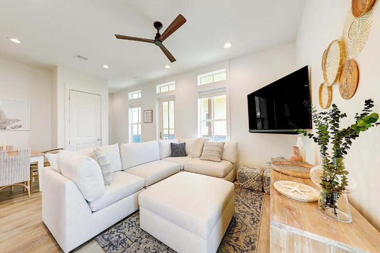 Coastal Escape Overlooking Palmilla’s 9th Hole - Port Aransas, Texas