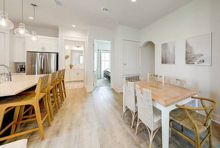 Coastal Escape Overlooking Palmilla’s 9th Hole - Port Aransas, Texas