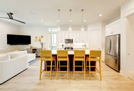 Coastal Escape Overlooking Palmilla’s 9th Hole - Port Aransas, Texas