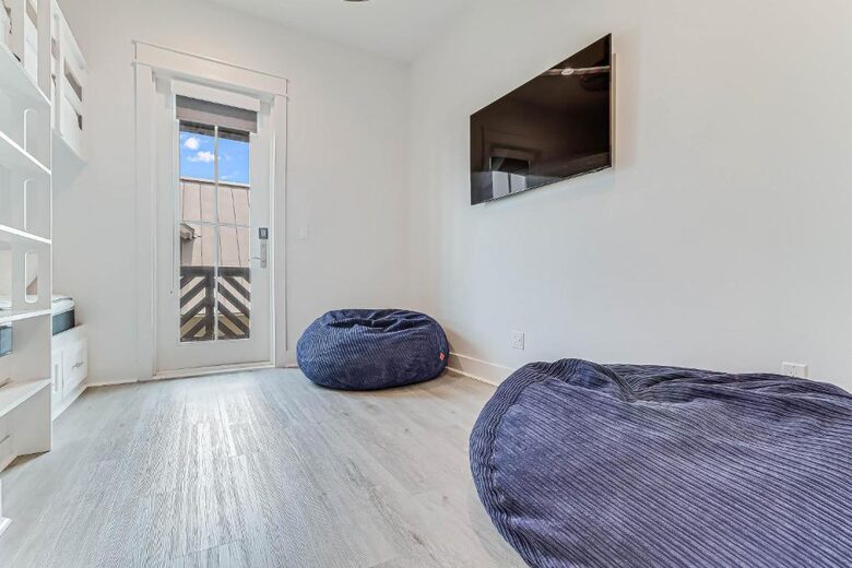 Coastal Escape Overlooking Palmilla’s 9th Hole - Port Aransas, Texas