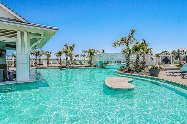 Coastal Escape Overlooking Palmilla’s 9th Hole - Port Aransas, Texas