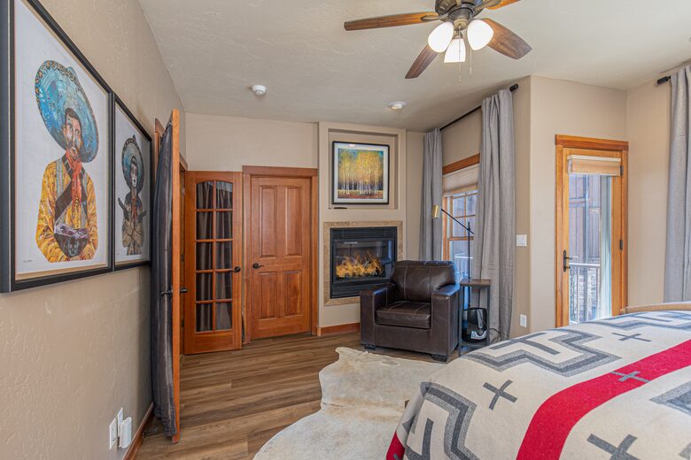 Ski-In/Ski-Out Townhome Steps from Lift at Purgatory - Durango, Colorado
