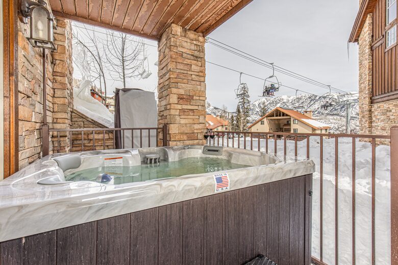 Ski-In/Ski-Out Townhome Steps from Lift at Purgatory - Durango, Colorado
