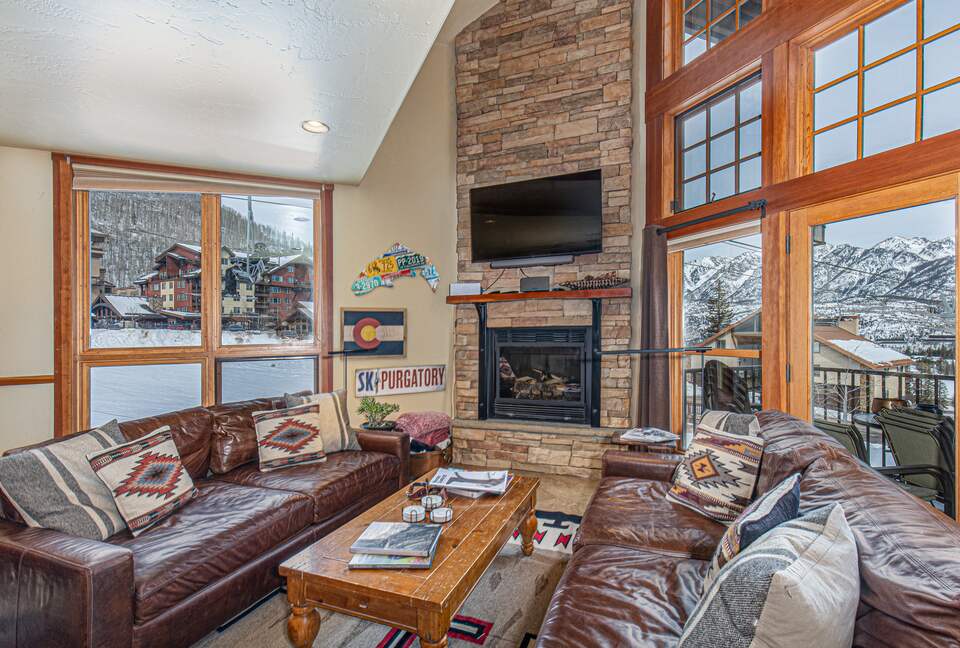 Ski-In/Ski-Out Townhome Steps from Lift at Purgatory - Durango, Colorado