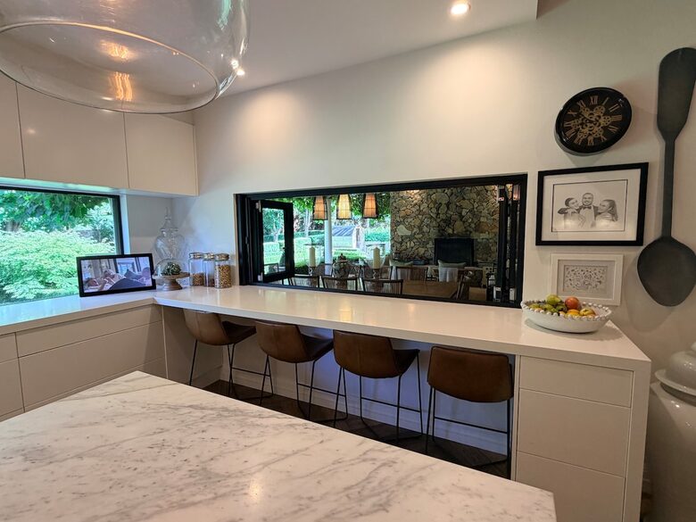 Berrima Estate with Pool, Sauna & Garden Retreat - Berrima, Australia