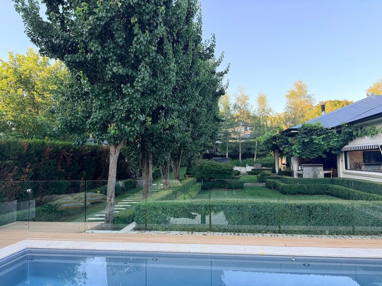 Berrima Estate with Pool, Sauna & Garden Retreat - Berrima, Australia