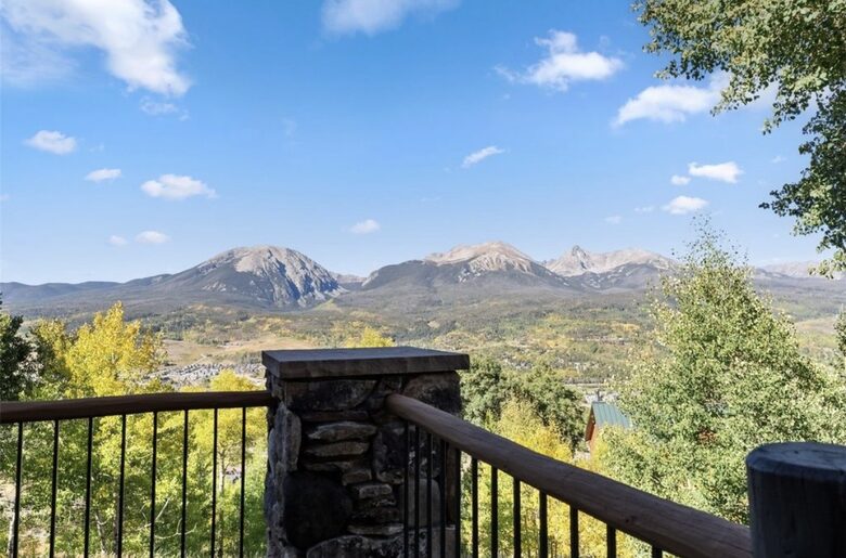 Silverthorne Mountain Retreat with Panoramic Views - Silverthorne, Colorado