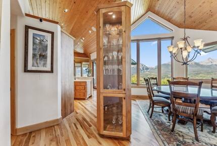 Silverthorne Mountain Retreat with Panoramic Views - Silverthorne, Colorado