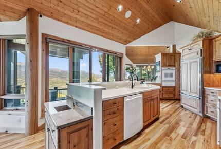 Silverthorne Mountain Retreat with Panoramic Views - Silverthorne, Colorado