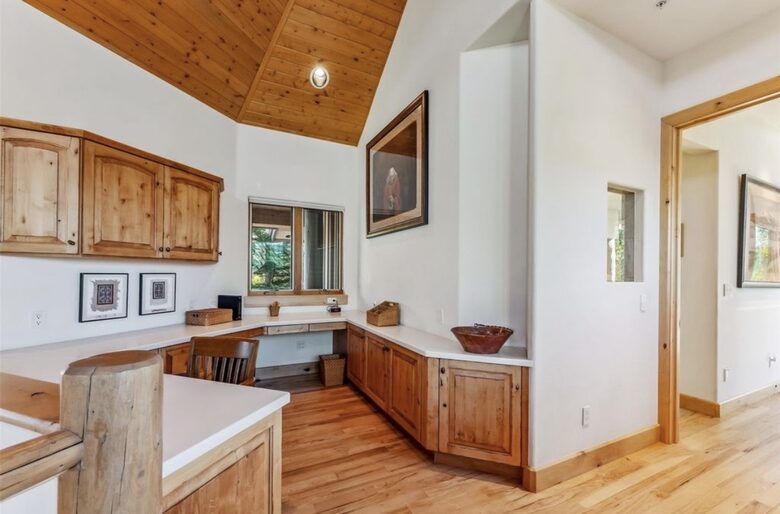 Silverthorne Mountain Retreat with Panoramic Views - Silverthorne, Colorado