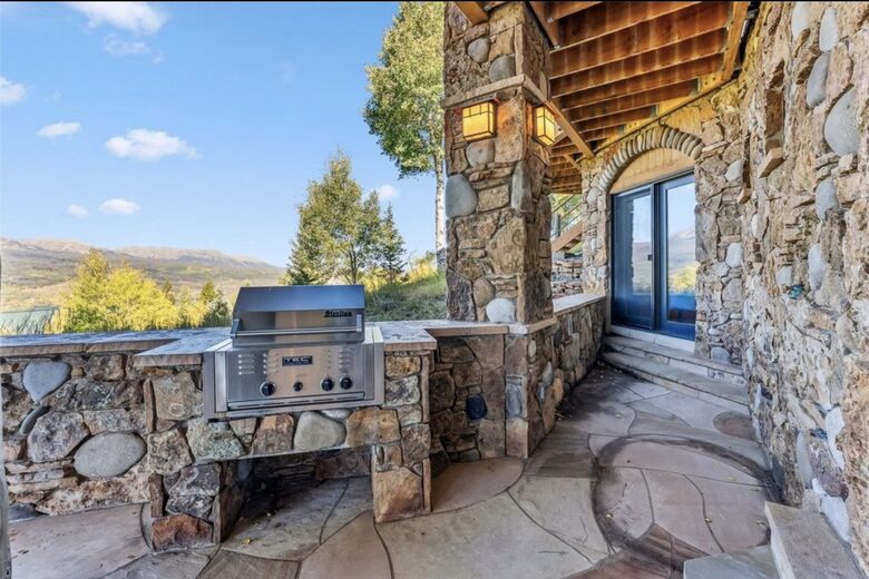 Silverthorne Mountain Retreat with Panoramic Views - Silverthorne, Colorado