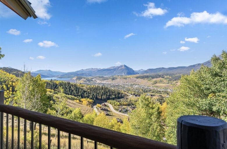 Silverthorne Mountain Retreat with Panoramic Views - Silverthorne, Colorado