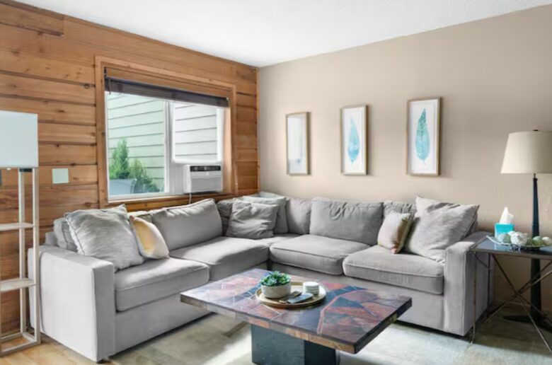 Bright Boulder Townhome Near Pearl Street & Trails - Boulder, Colorado