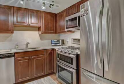 Bright Boulder Townhome Near Pearl Street & Trails - Boulder, Colorado