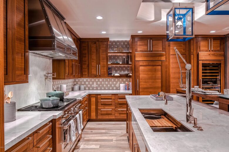 Designer Mountain Residence Overlooking Two Ski Runs - Park City, Utah