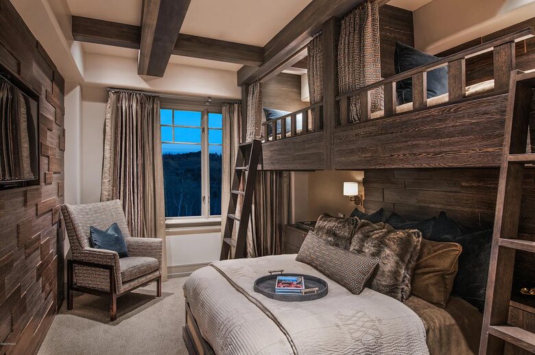 Designer Mountain Residence Overlooking Two Ski Runs - Park City, Utah