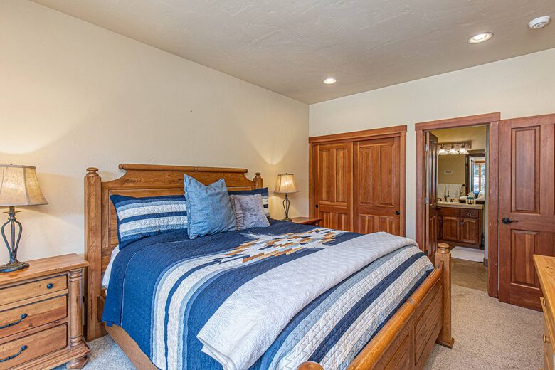 Ski-In/Ski-Out Townhome Steps from Lift at Purgatory - Durango, Colorado