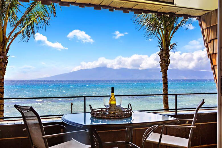 Lahaina Beach Escape with Stunning Ocean Views - Lahaina, Hawaii