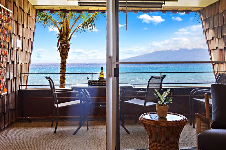 Lahaina Beach Escape with Stunning Ocean Views - Lahaina, Hawaii