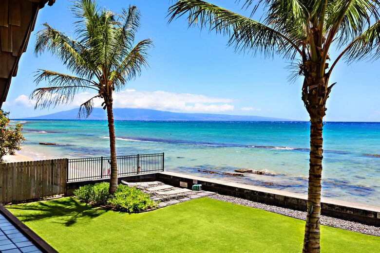 Lahaina Beach Escape with Stunning Ocean Views - Lahaina, Hawaii