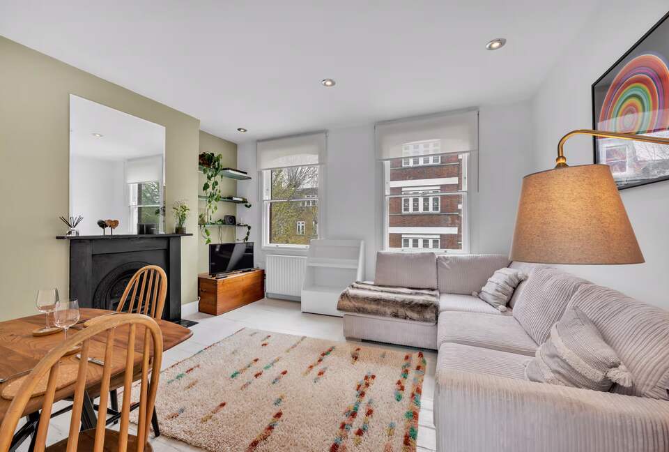 Refined Urban Living Near St. Pancras - London, United Kingdom