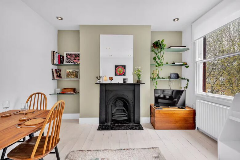 Refined Urban Living Near St. Pancras - London, United Kingdom