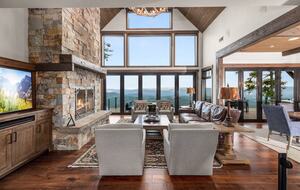 Luxury Ski-In Retreat Overlooking Whitefish Lake - Whitefish, Montana