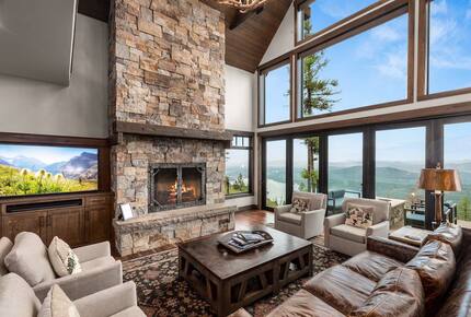Luxury Ski-In Retreat Overlooking Whitefish Lake - Whitefish, Montana