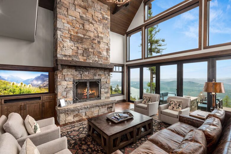 Luxury Ski-In Retreat Overlooking Whitefish Lake - Whitefish, Montana