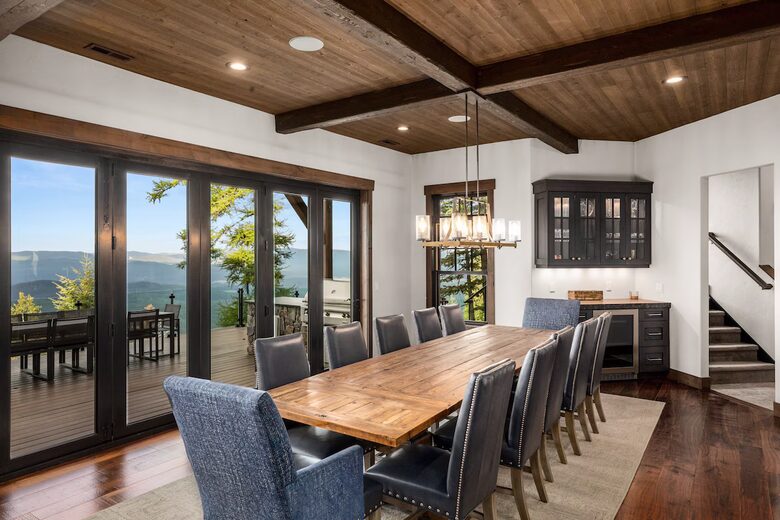 Luxury Ski-In Retreat Overlooking Whitefish Lake - Whitefish, Montana