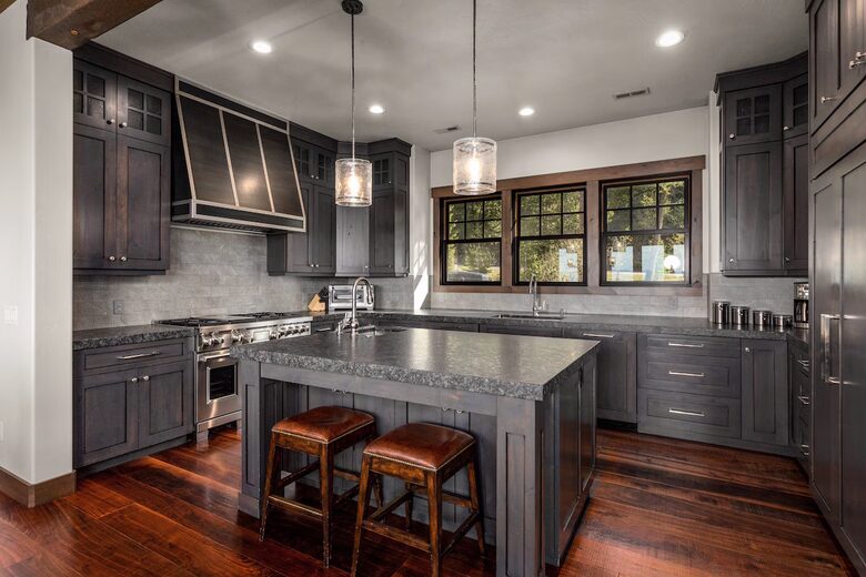 Luxury Ski-In Retreat Overlooking Whitefish Lake - Whitefish, Montana