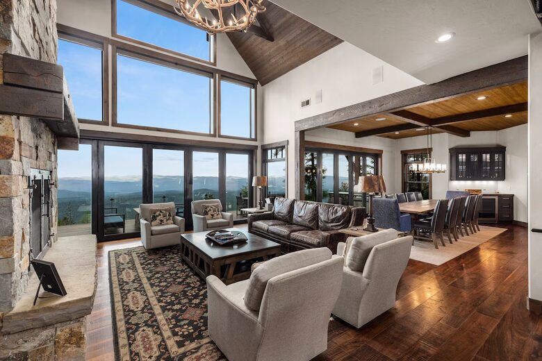 Luxury Ski-In Retreat Overlooking Whitefish Lake - Whitefish, Montana