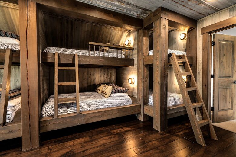 Luxury Ski-In Retreat Overlooking Whitefish Lake - Whitefish, Montana