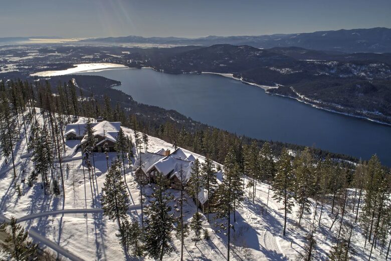 Luxury Ski-In Retreat Overlooking Whitefish Lake - Whitefish, Montana