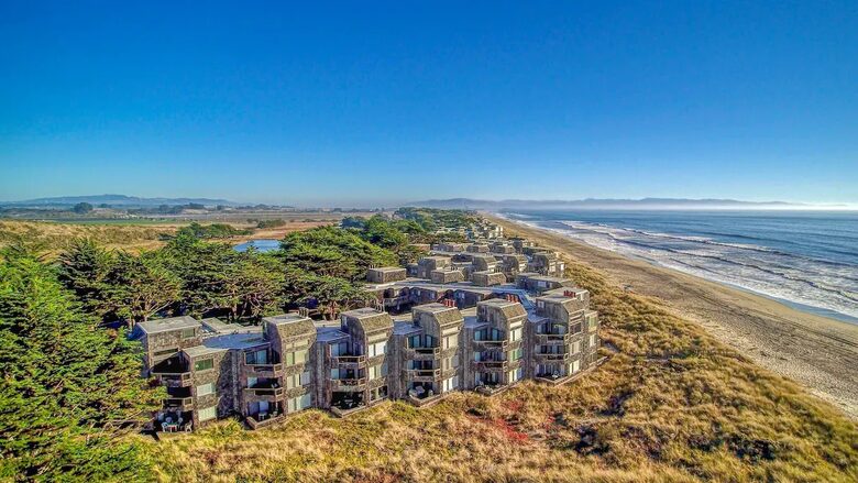Oceanfront 3 BR Pajaro Dunes Condo with Monterey Bay Views - Watsonville, California